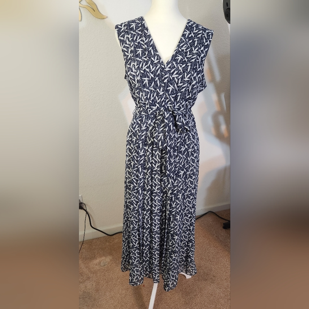 Ann Taylor New With Tags Beautiful Blue Midi Dress Size 6